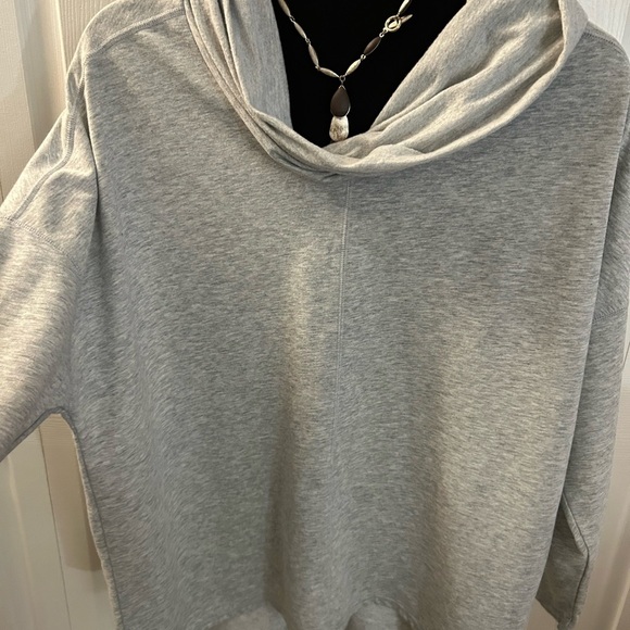 Champion Lite weight soft inner fleece, oversized top - Picture 3 of 6